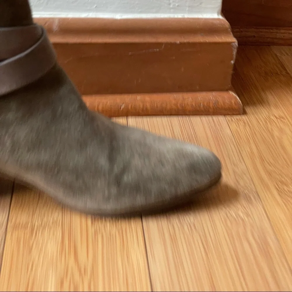 Belle by Sigerson Morrison Laica Gray Suede  Faux Fur Lined Booties size 7.5B - Picture 15 of 16